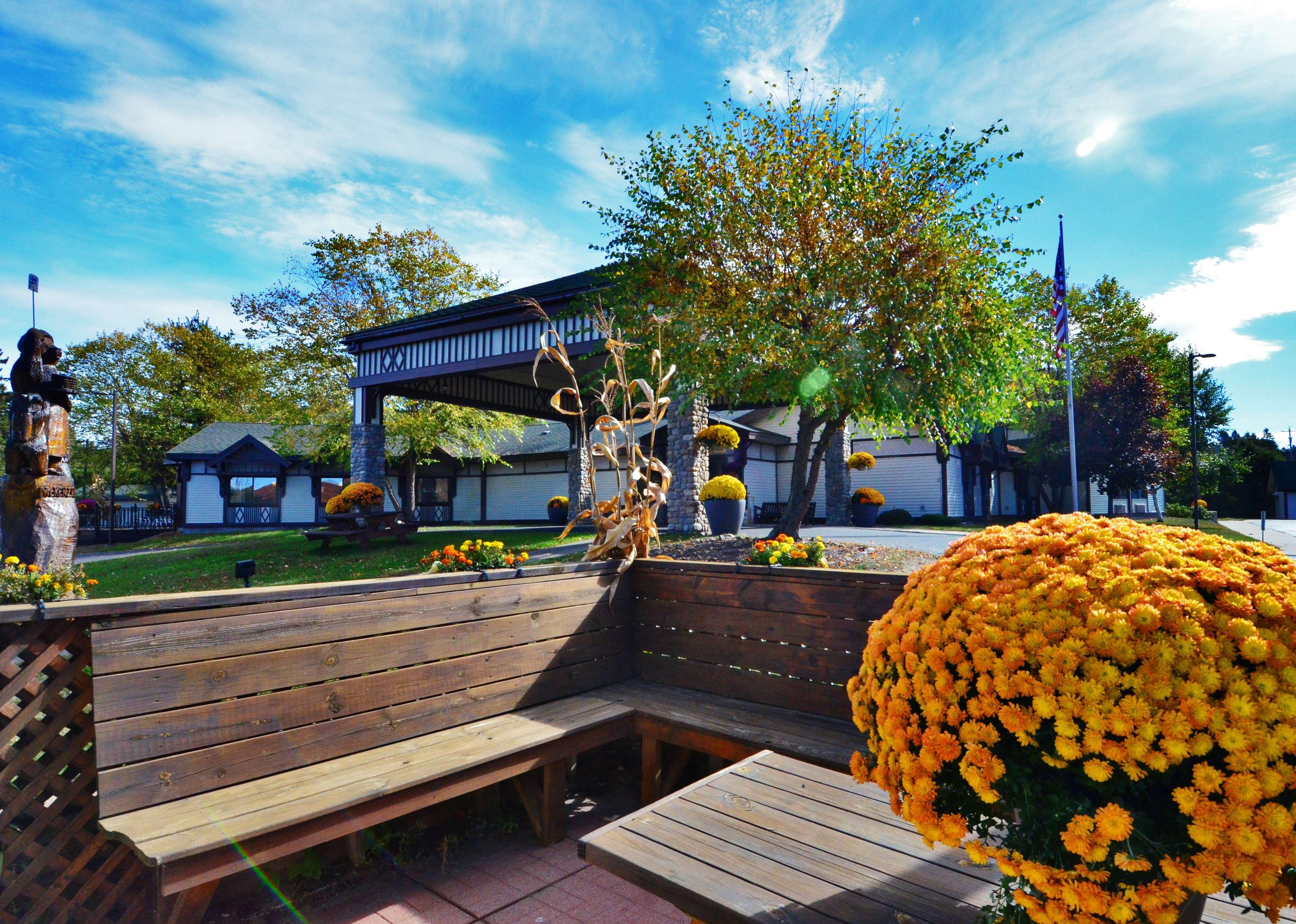 Best Western Saranac Lake Εξωτερικό φωτογραφία