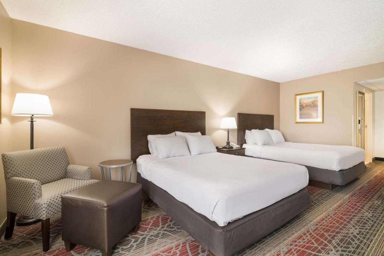 Best Western Saranac Lake Εξωτερικό φωτογραφία